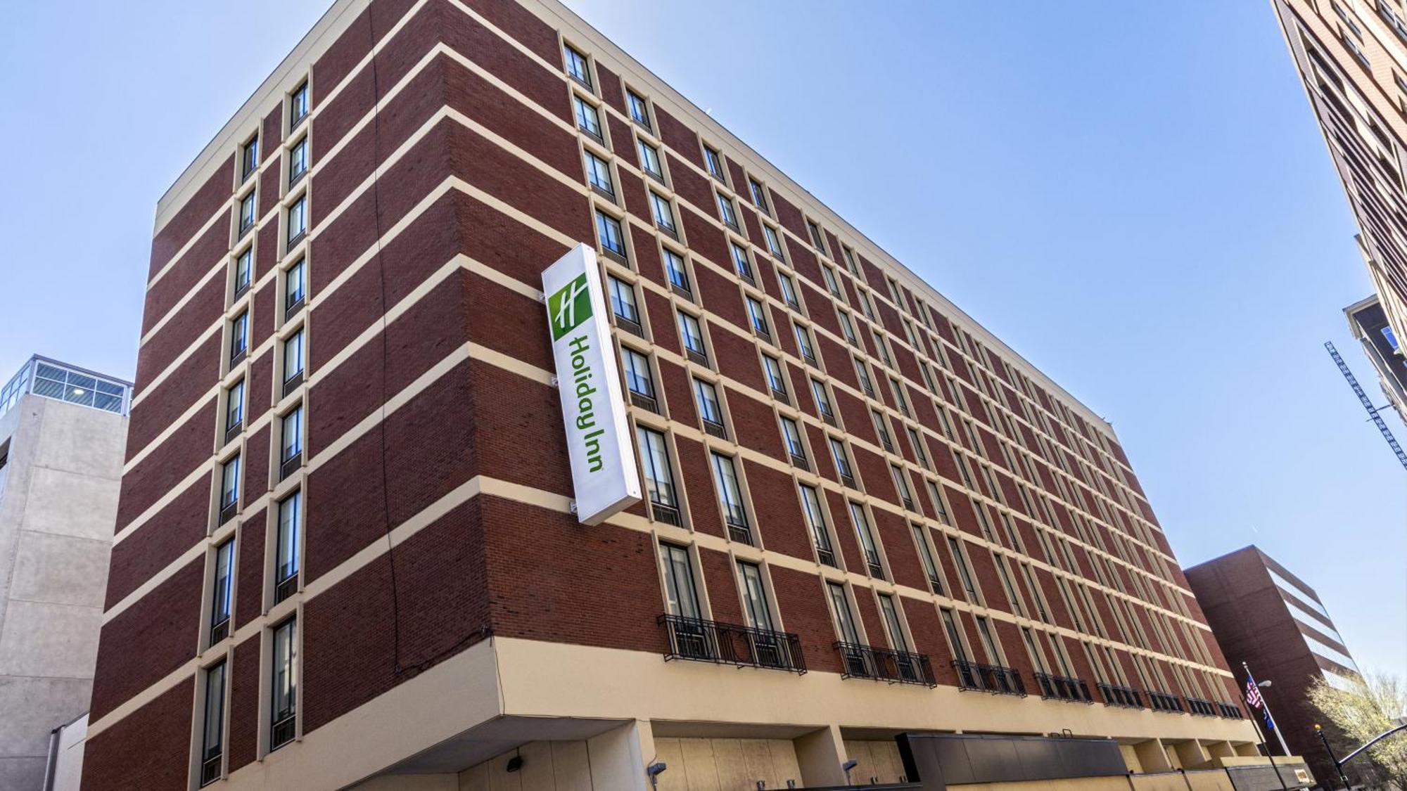 Holiday Inn Lancaster, An Ihg Hotel Exterior photo